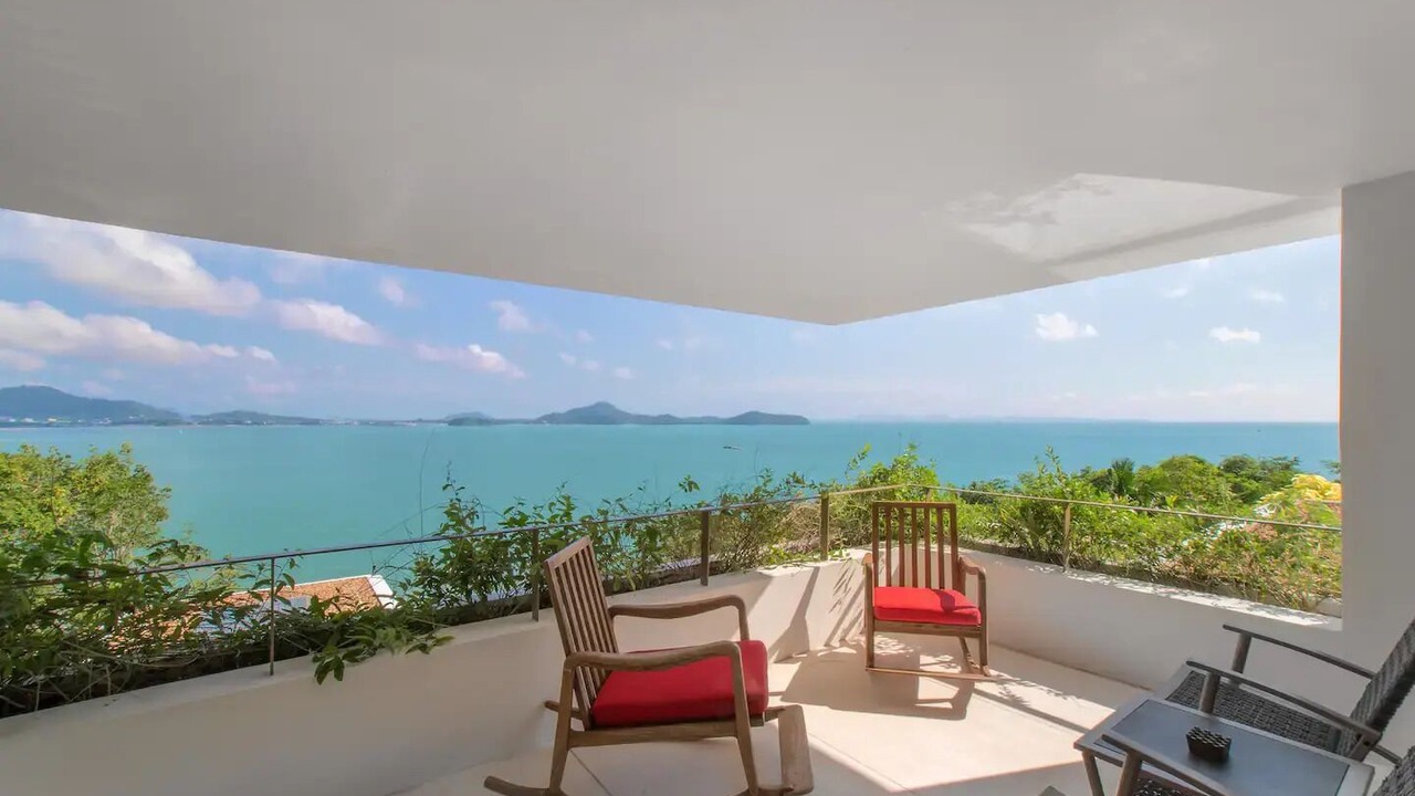Photo of Patio Balcony in Talat Nuea
