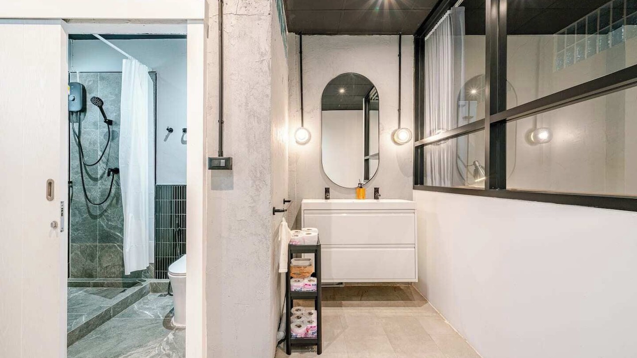 Photo of Bathroom in Yan Nawa