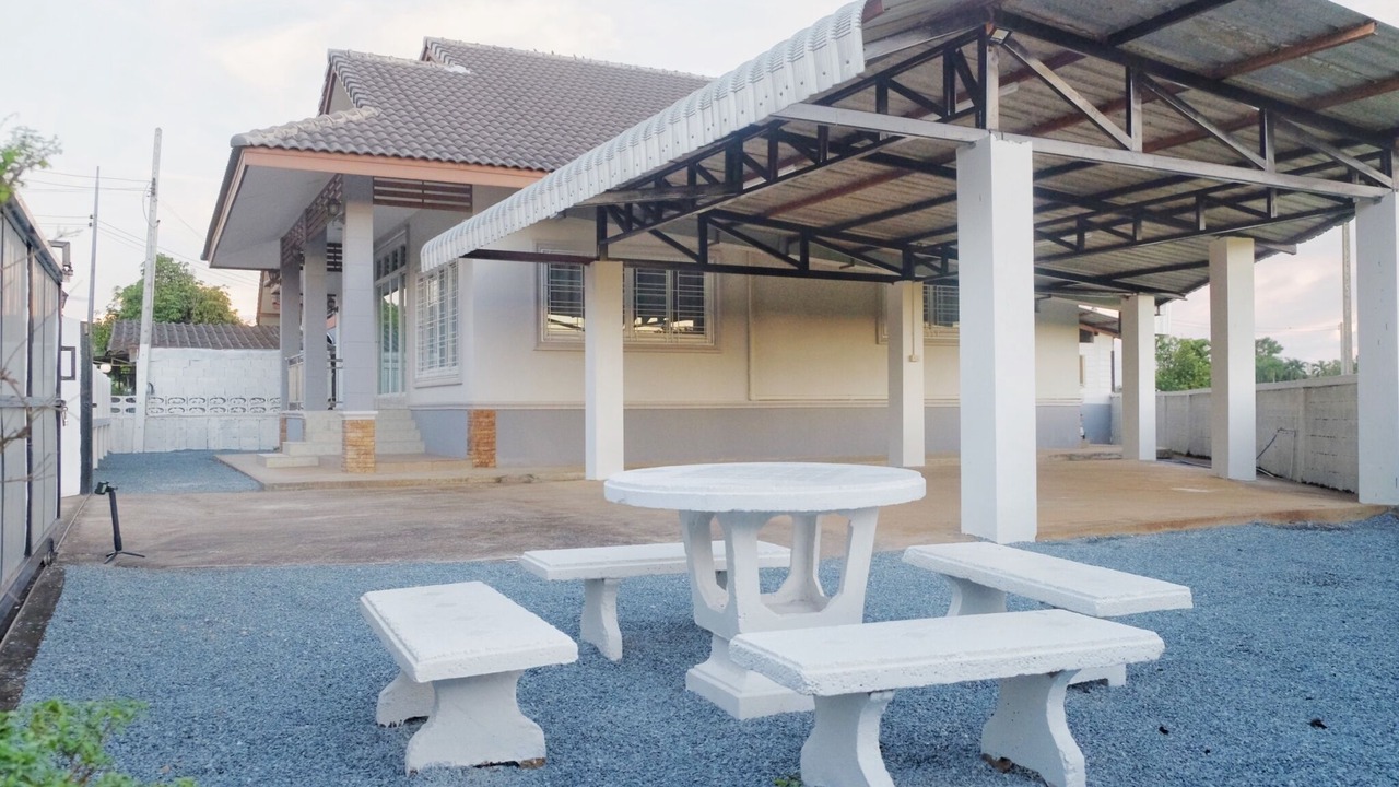 Photo of Outdoor in Nang Lae
