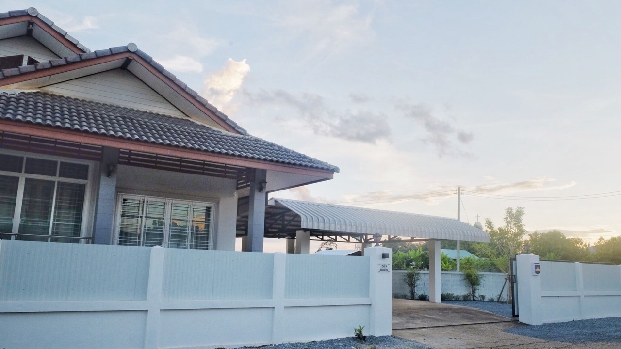 Photo of Outdoor in Nang Lae