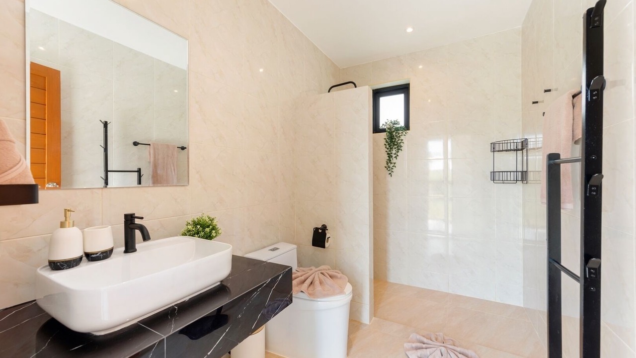Photo of Bathroom in Hua Thanon