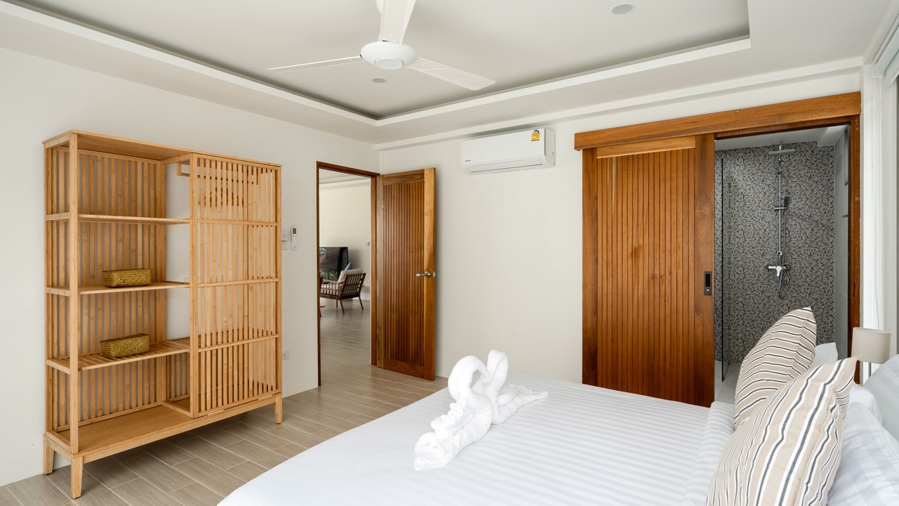 Photo of Bedroom in Ang Thong