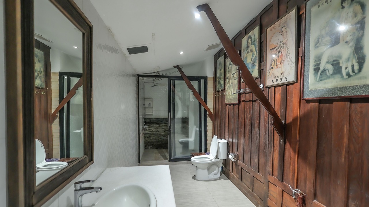 Photo of Bathroom in Saraphi