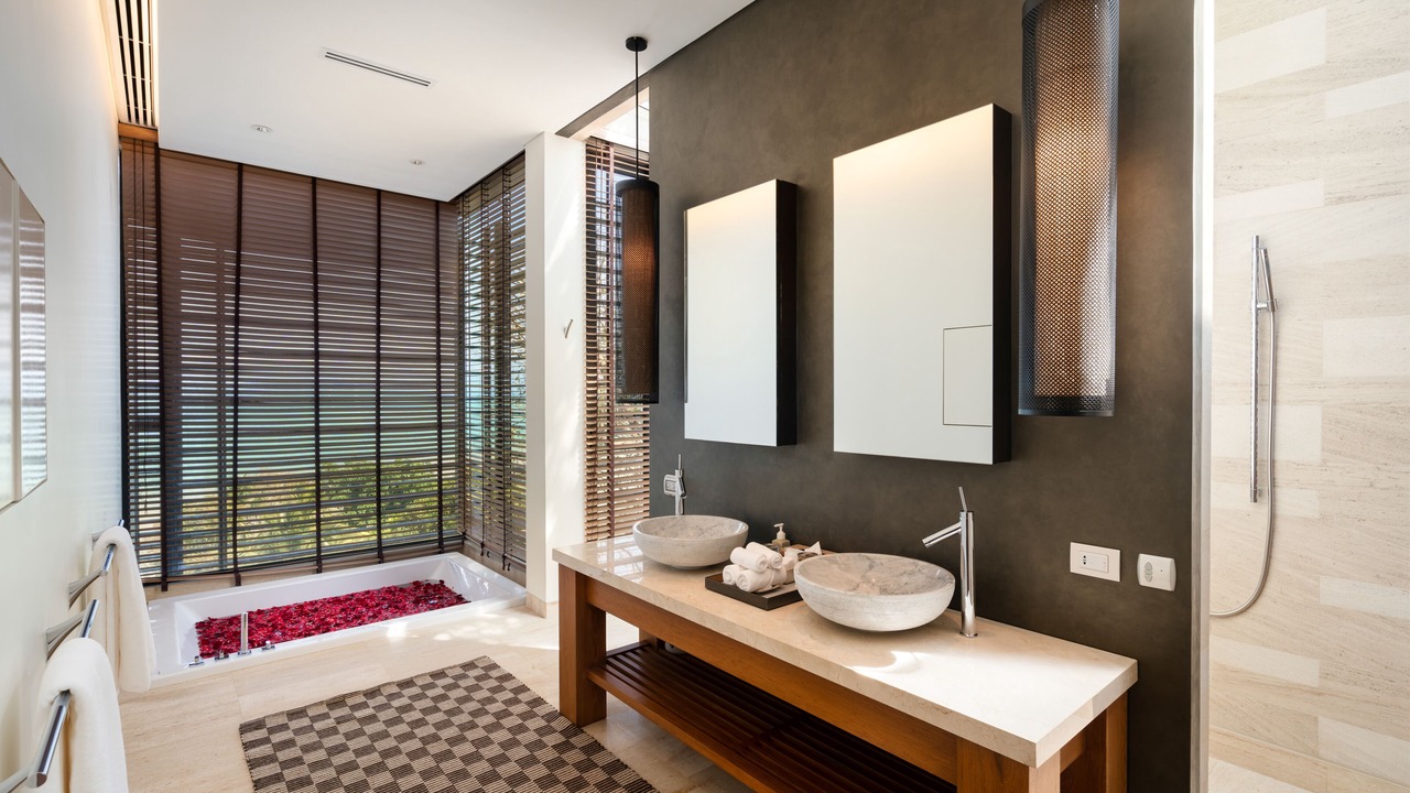 Photo of Bathroom in Koh Kaew