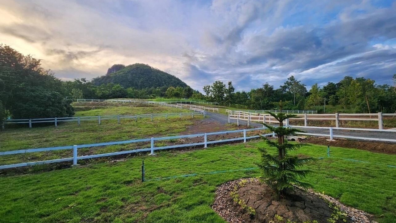 Photo of Outdoor in Mae On