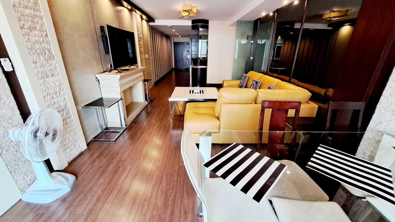 Photo of Livingroom in Khlong Toei Nuea