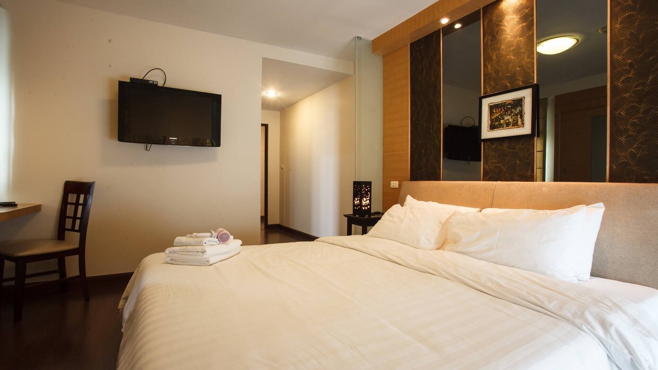 Photo of Bedroom in Khlong Toei Nuea