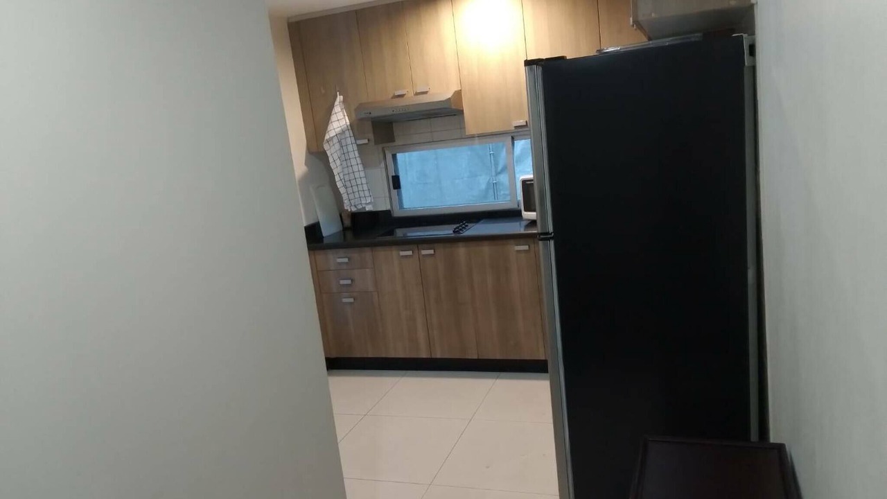 Photo of Kitchen in Khlong Toei Nuea
