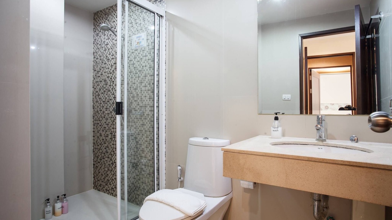 Photo of Bathroom in Khlong Toei Nuea