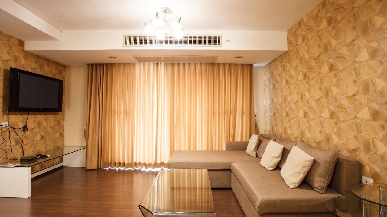 Photo of Livingroom in Khlong Toei Nuea