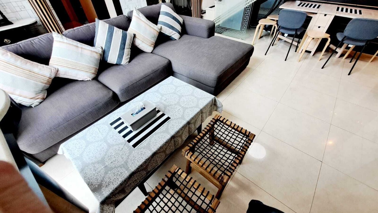 Photo of Livingroom in Khlong Toei Nuea
