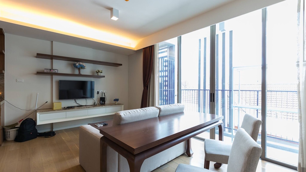 Photo of Livingroom in Khlong Tan Nuea