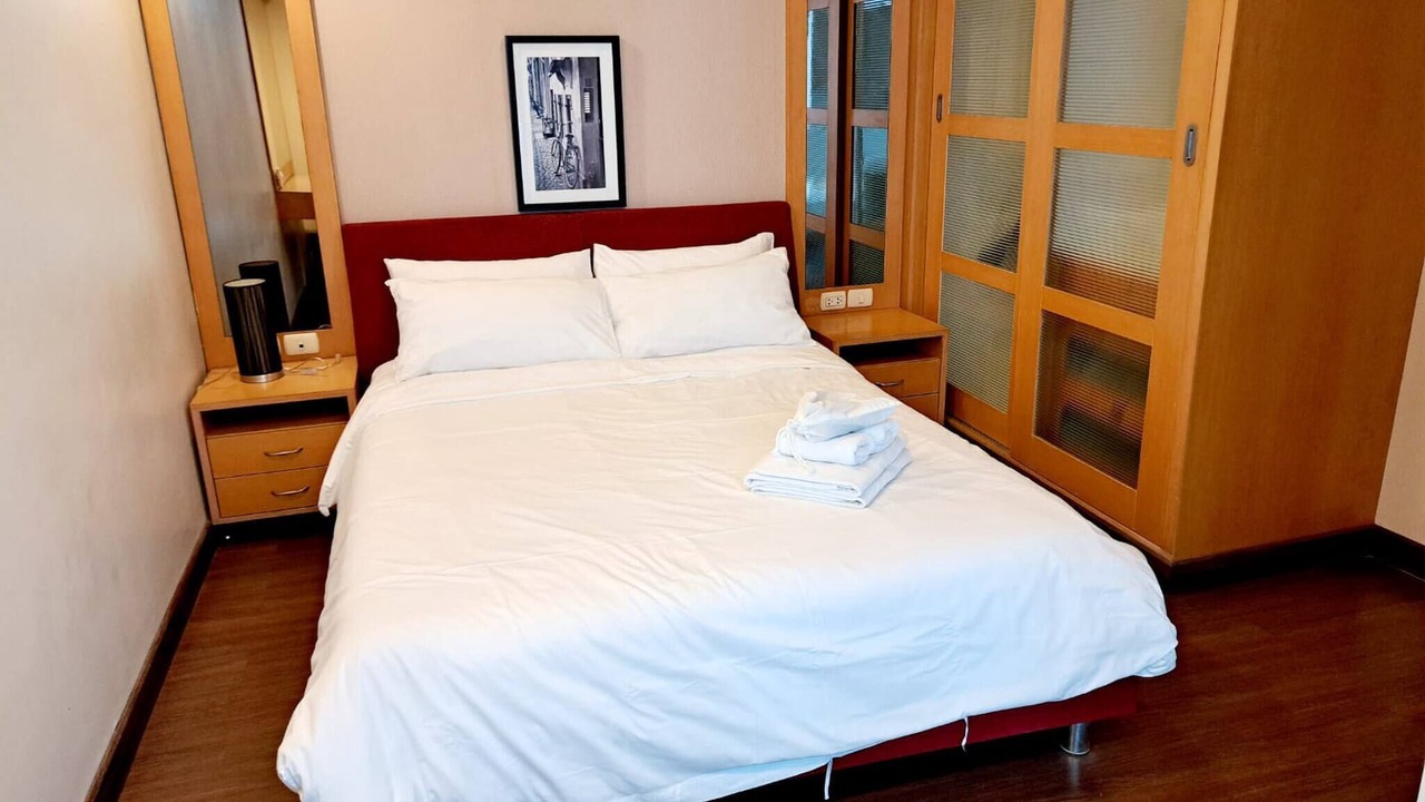 Photo of Bedroom in Khlong Toei Nuea