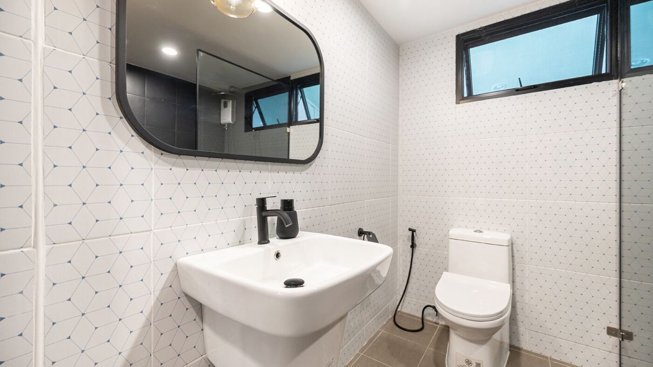 Photo of Bathroom in Ekkamai