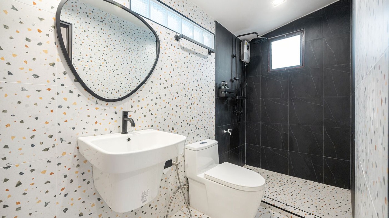 Photo of Bathroom in Ekkamai