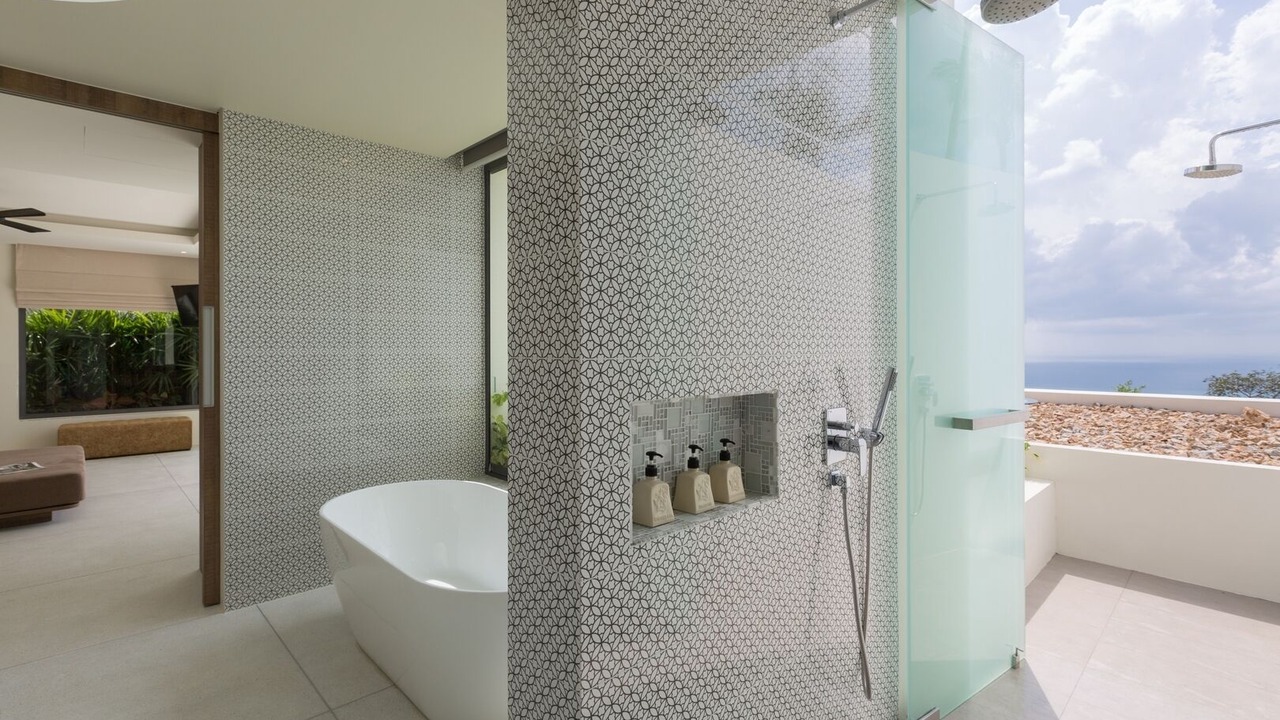 Photo of Bathroom in Maret