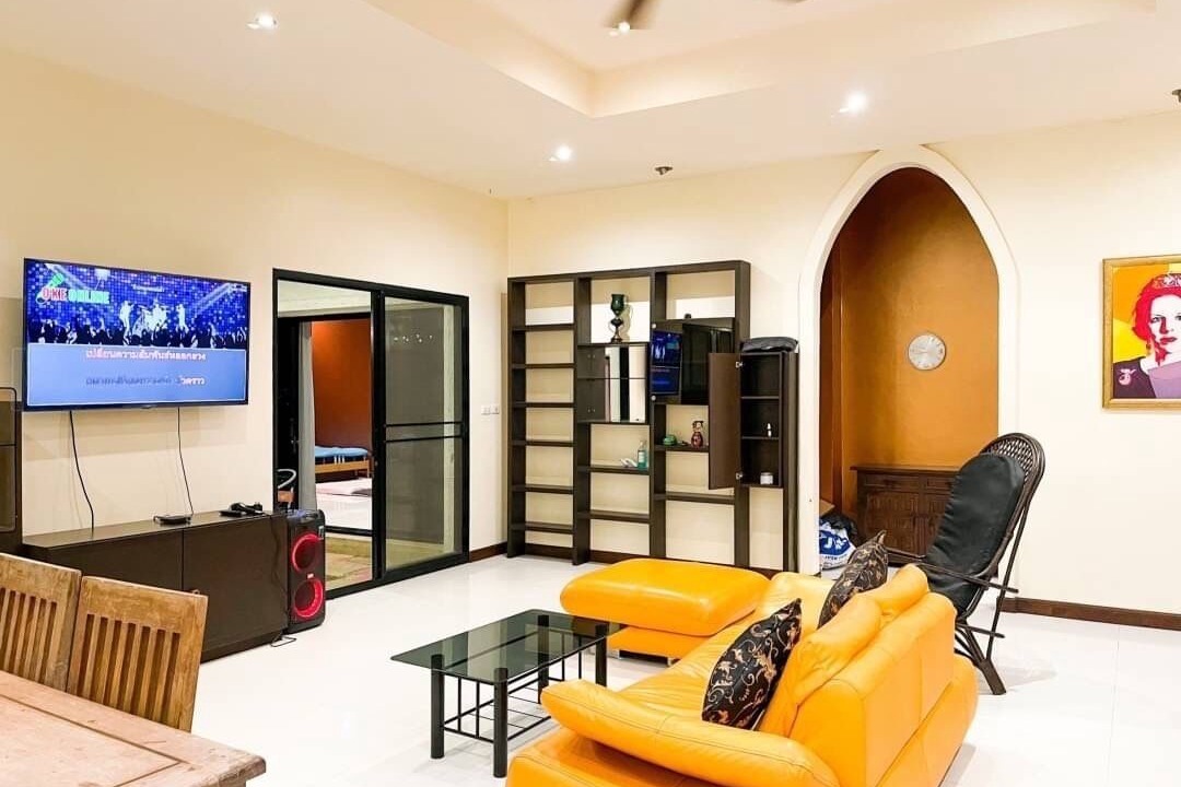 Photo of Livingroom in Bang Sare