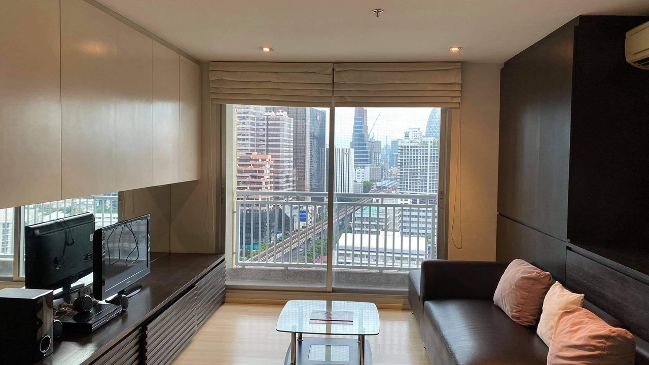 Photo of Livingroom in Phaya Thai