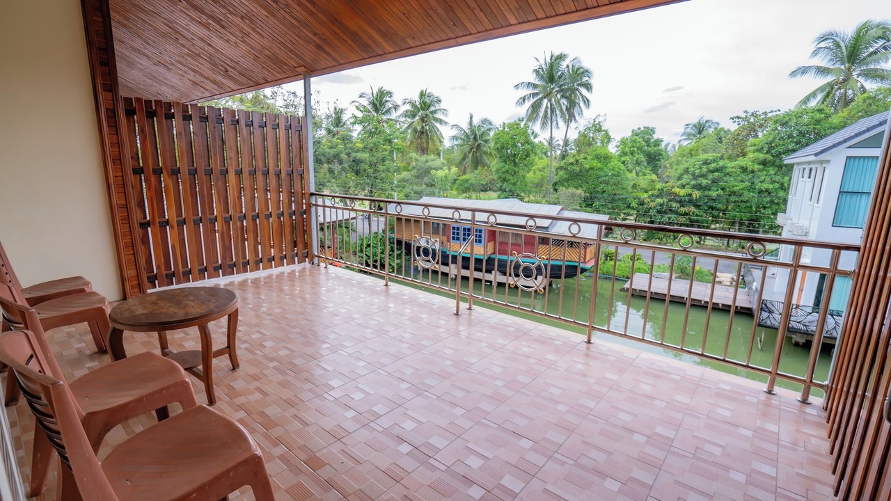Photo of Bedroom in Sam Phran