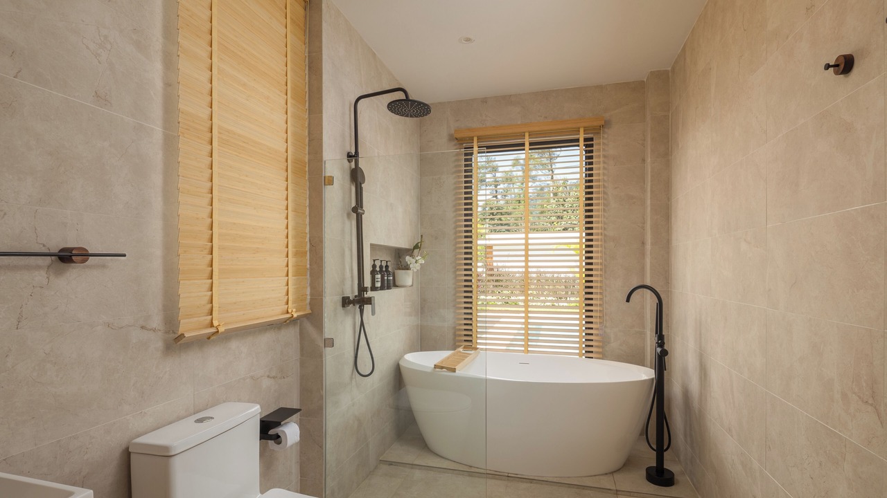 Photo of Bathroom in Maret