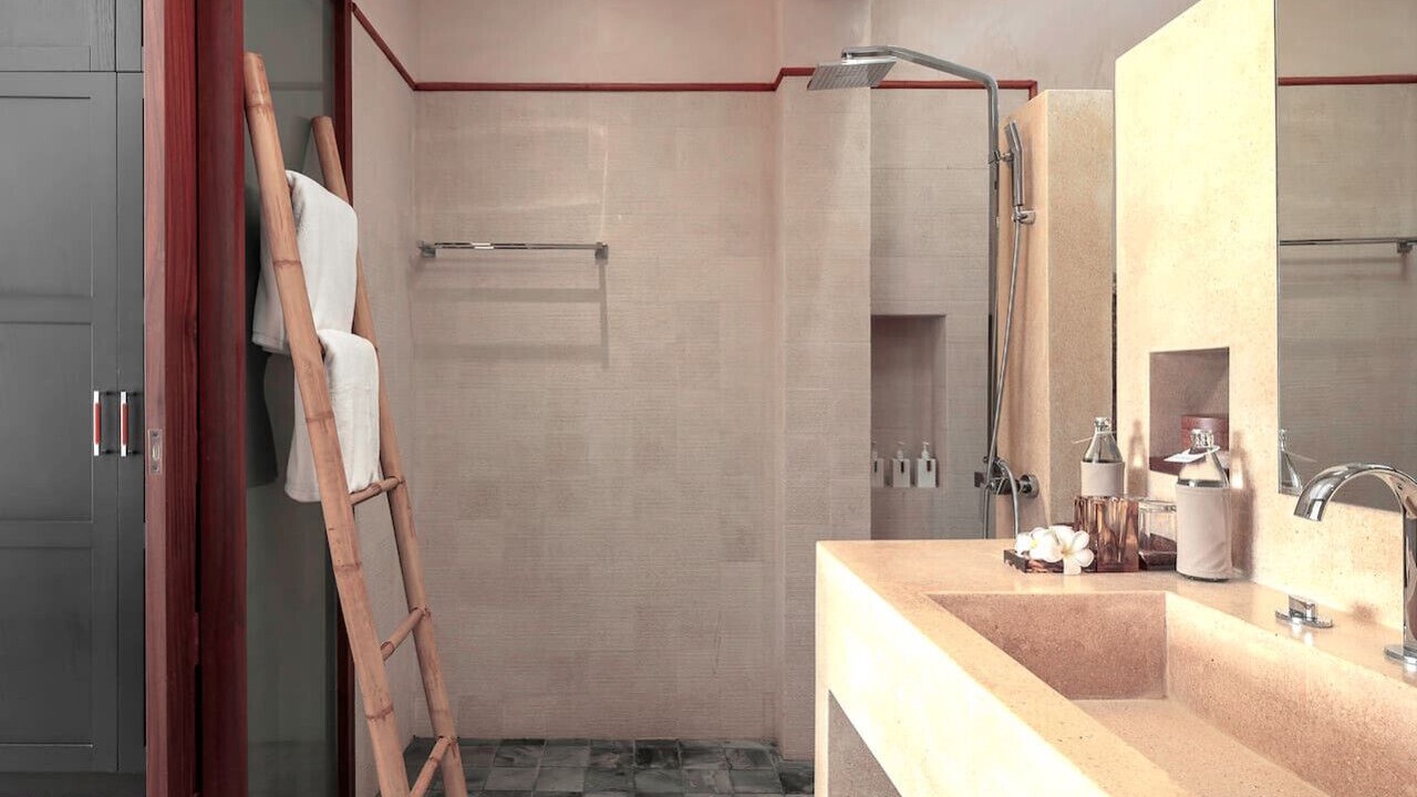 Photo of Bathroom in Laem Set
