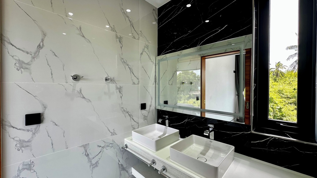 Photo of Bathroom in Hua Thanon