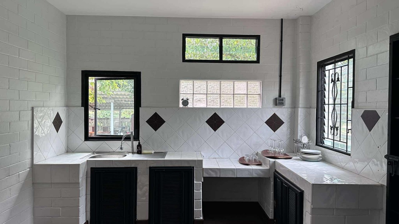 Photo of Kitchen in Choeng Noen