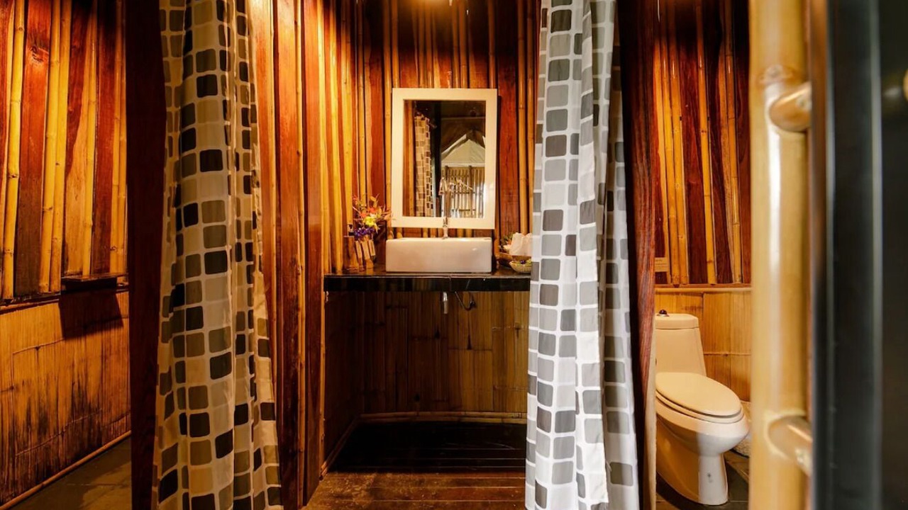 Photo of Bathroom in Khlong Sok