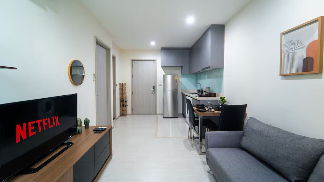 Photo of Livingroom in Khlong Tan