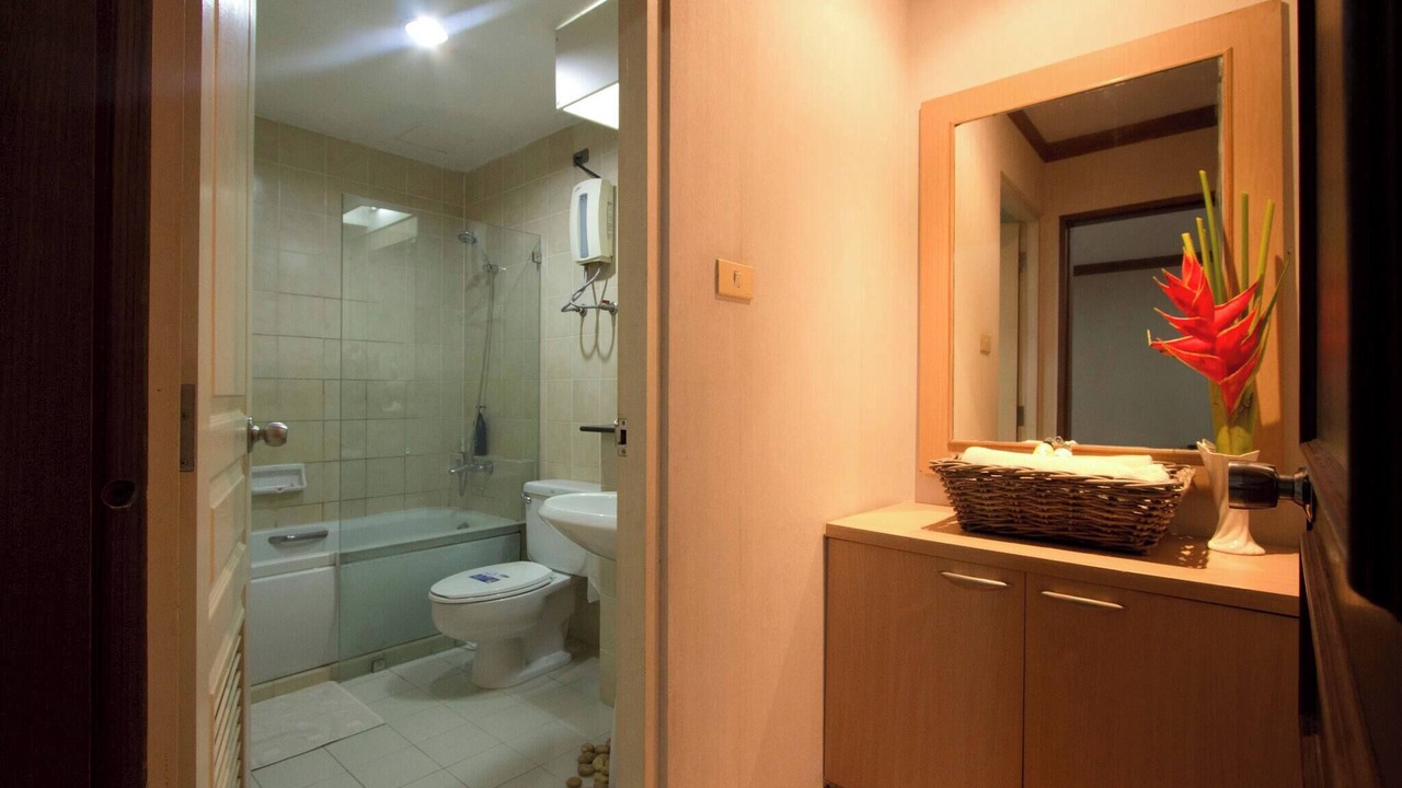 Photo of Bathroom in Khlong Tan