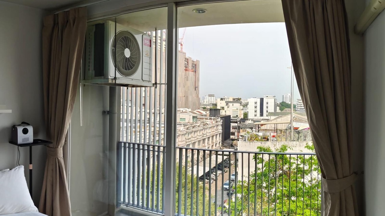 Photo of Bedroom in Khlong Tan