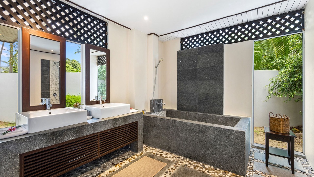 Photo of Bathroom in Lipa Noi