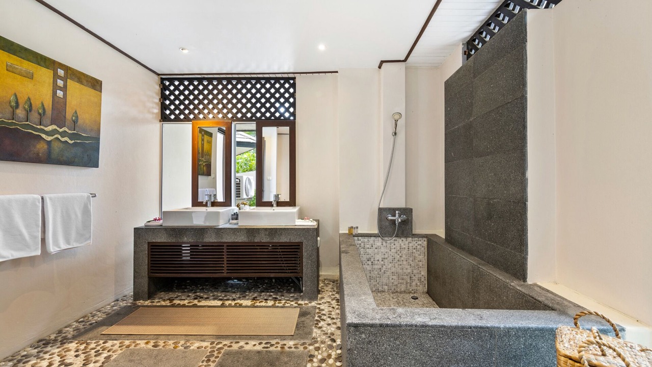 Photo of Bathroom in Lipa Noi