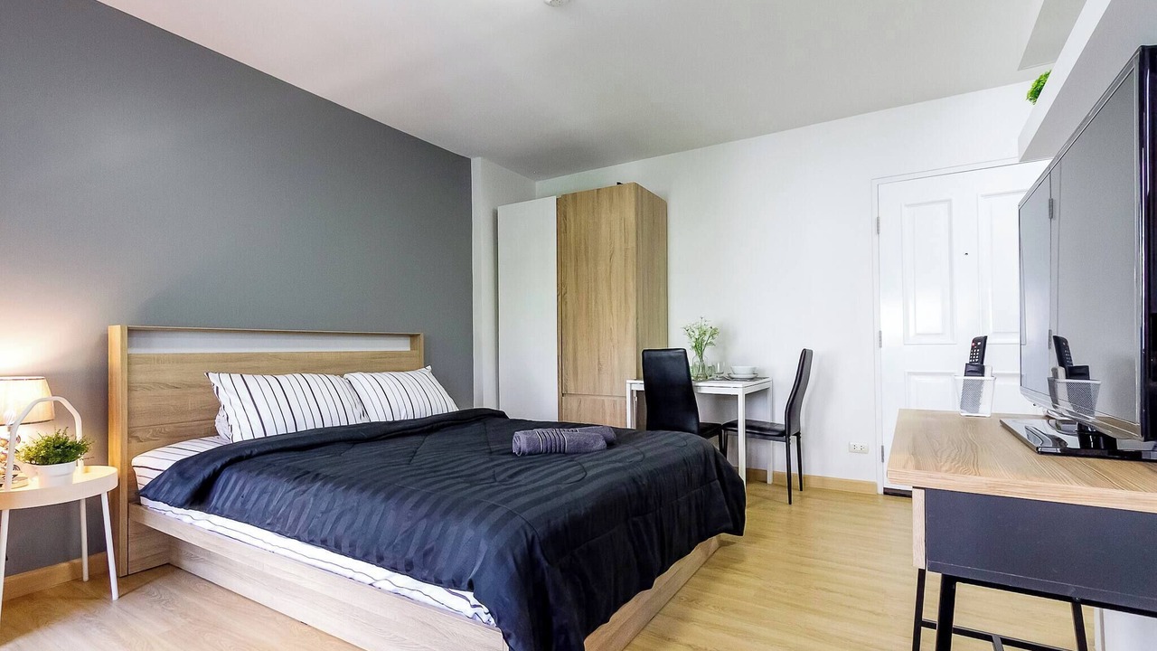 Photo of Bedroom in Phra Khanong