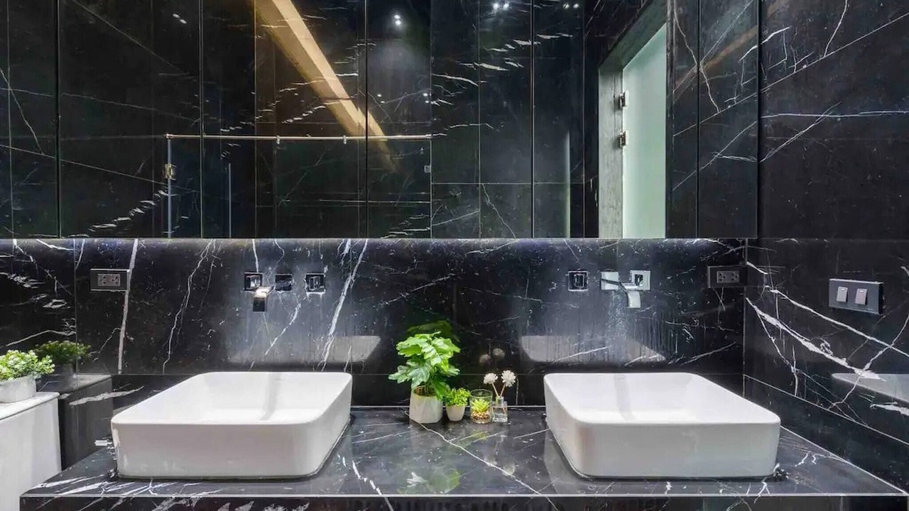 Photo of Bathroom in Ekkamai