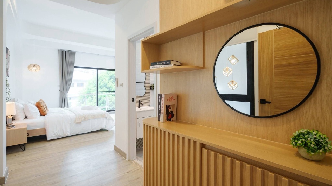 Photo of Bedroom in Khlong Tan Nuea