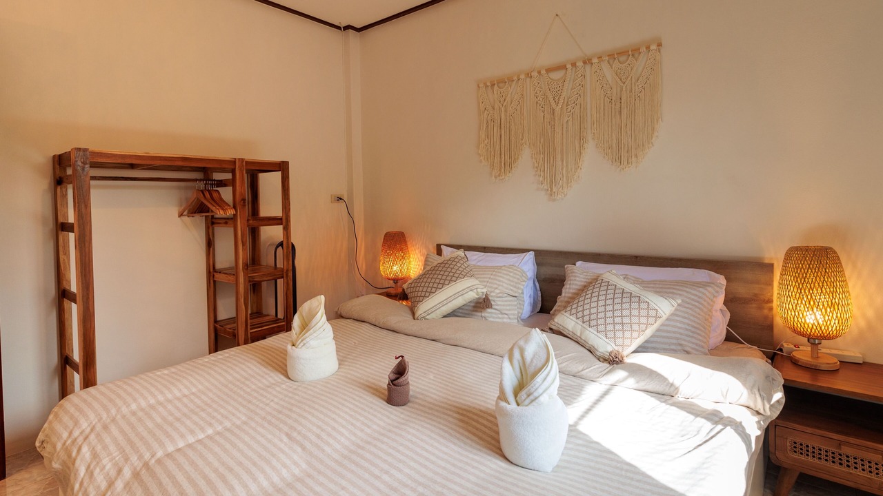 Photo of Bedroom in Wok Tum