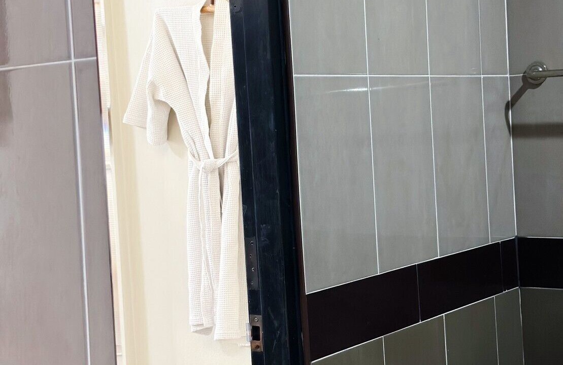 Photo of Bathroom in Old City