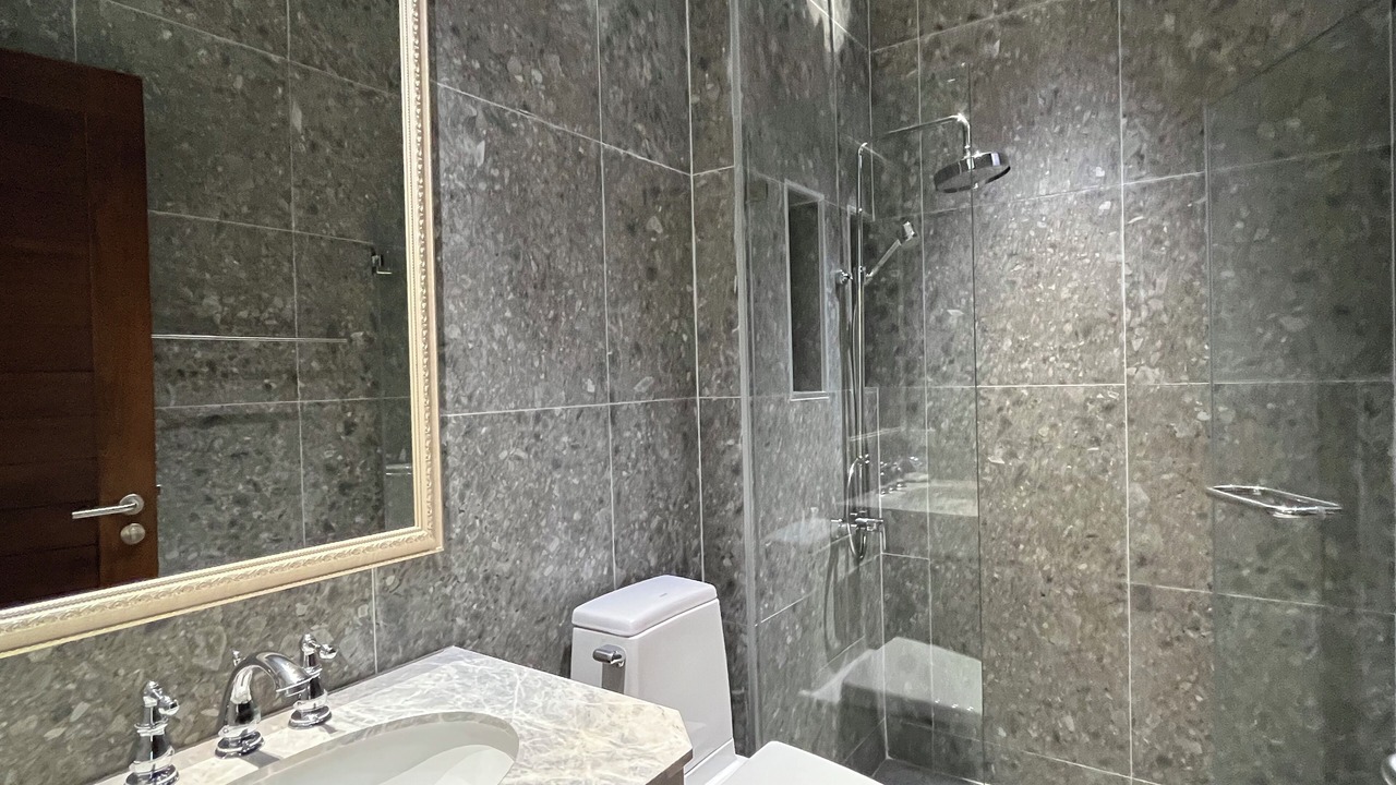 Photo of Bathroom in Mae Rim