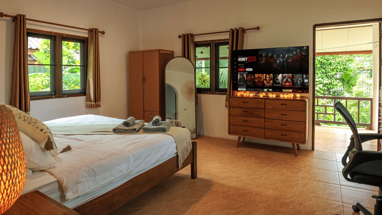 Photo of Bedroom in Srithanu