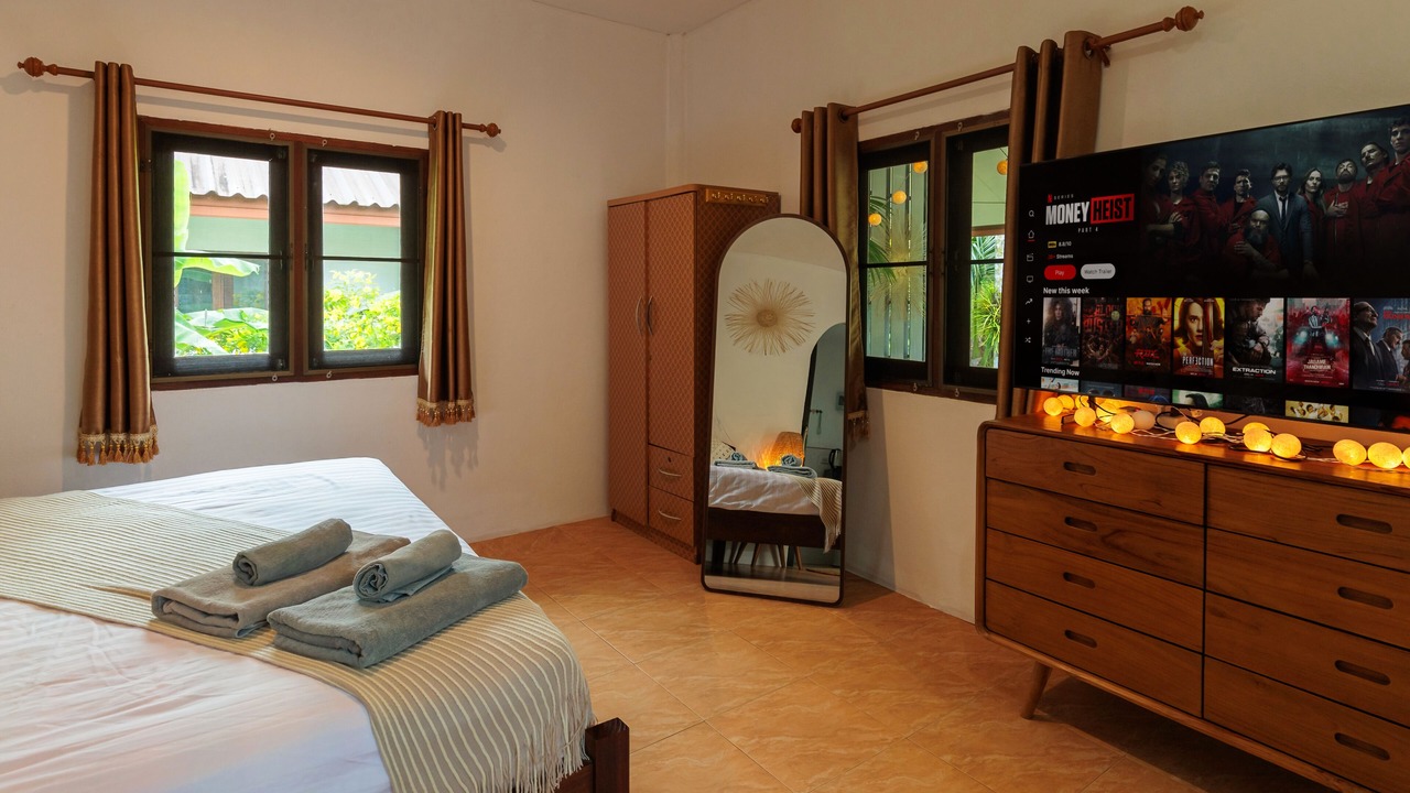 Photo of Bedroom in Srithanu