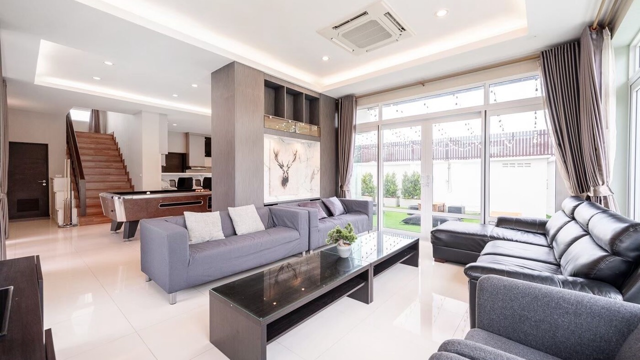 Photo of Livingroom in Bang Lamung