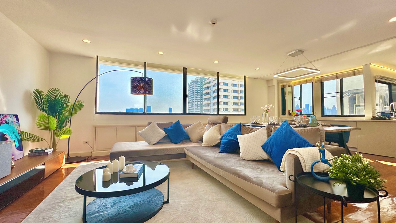 Photo of Livingroom in Nana