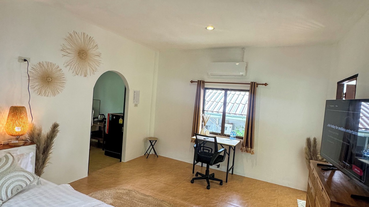 Photo of Bedroom in Srithanu