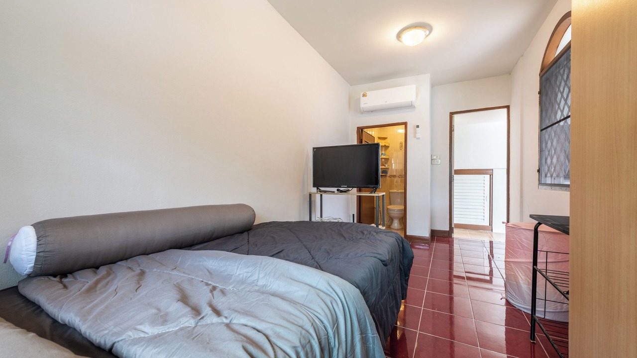 Photo of Bedroom in Anusawari