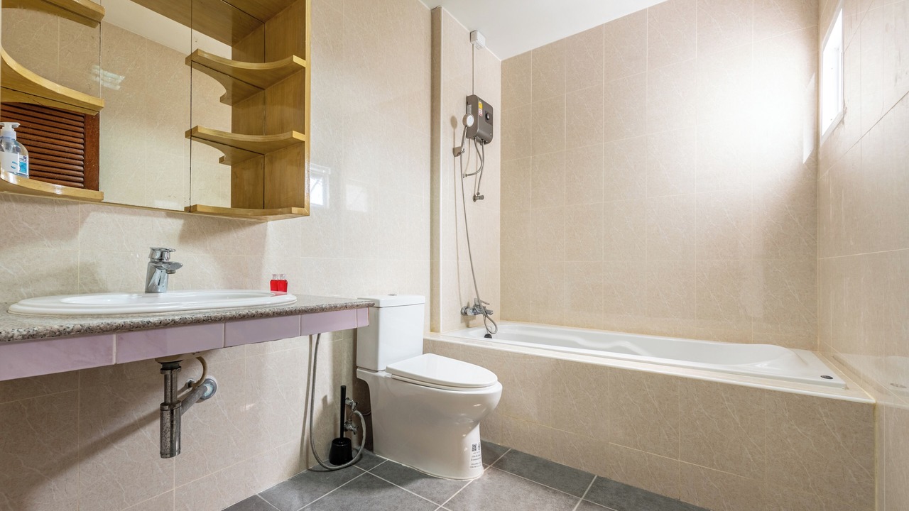 Photo of Bathroom in Anusawari