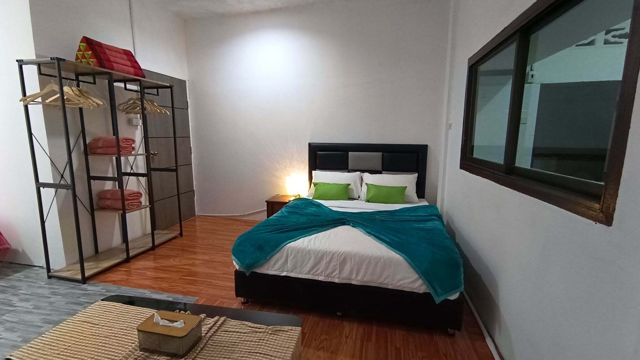 Photo of Bedroom in Phra Khanong