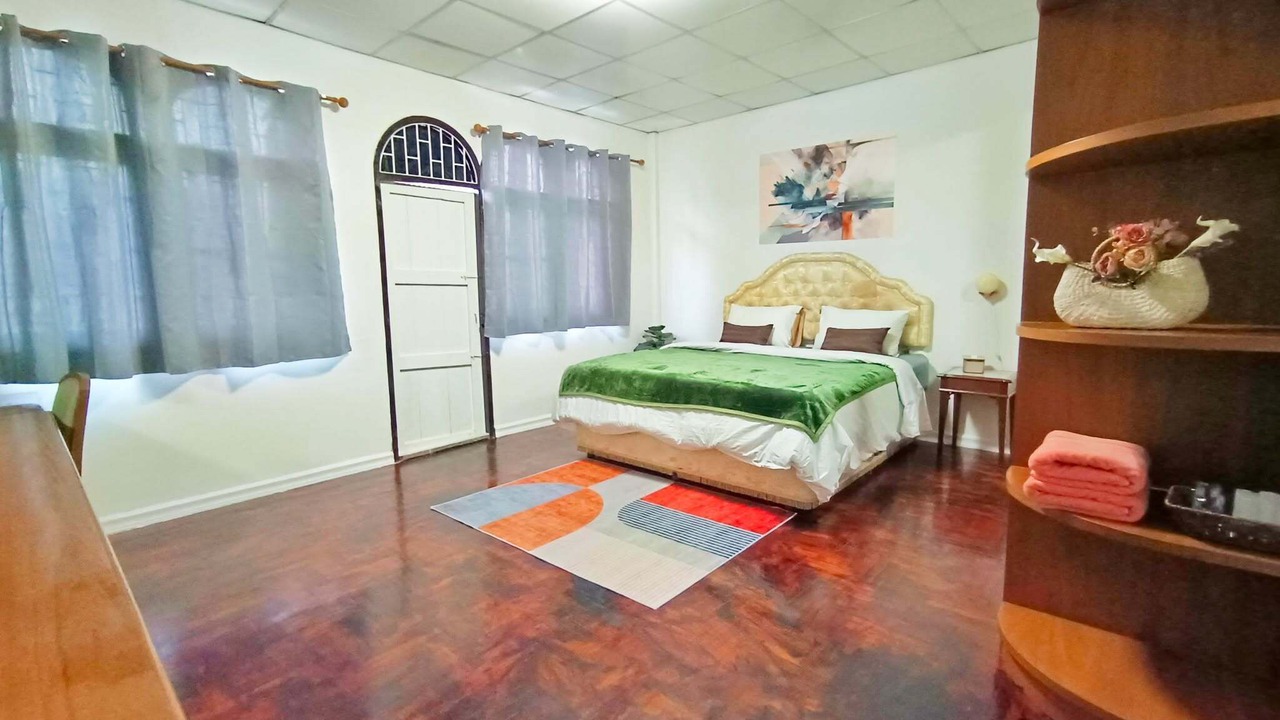 Photo of Bedroom in Phra Khanong