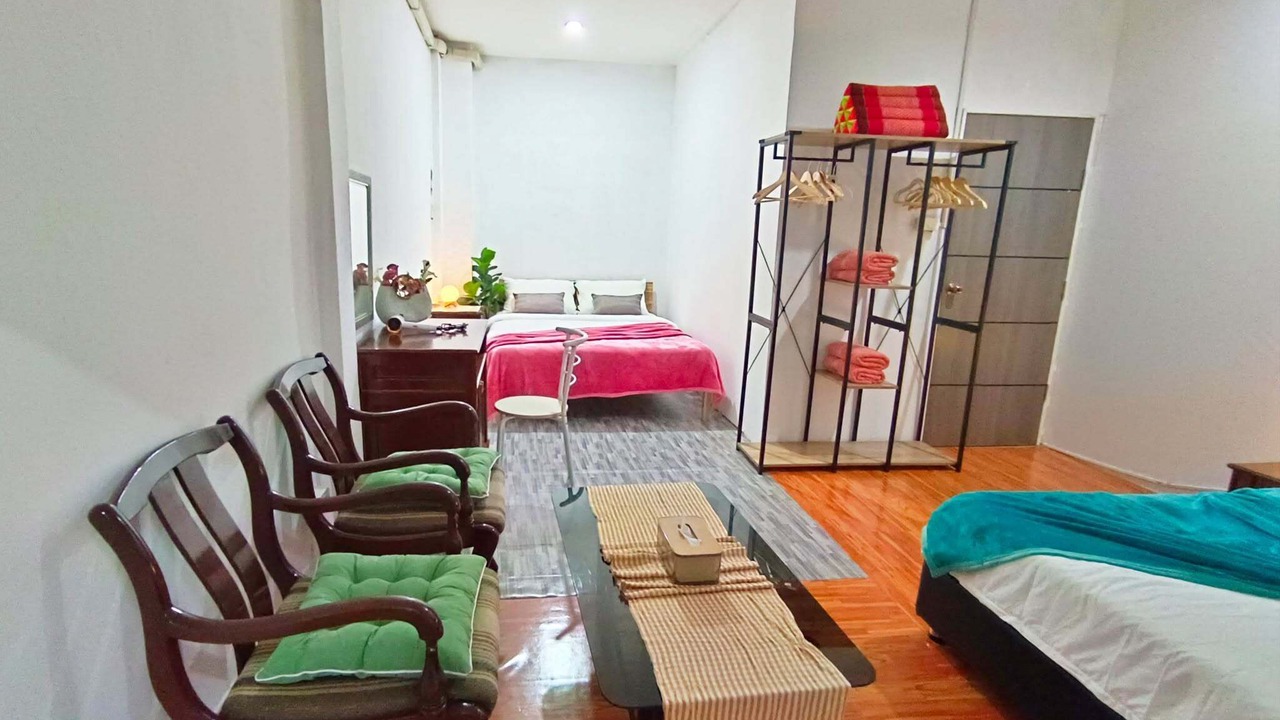 Photo of Bedroom in Phra Khanong