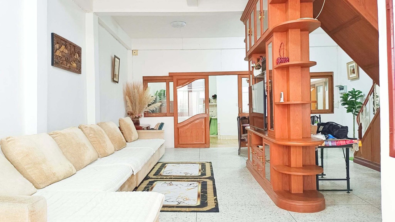 Photo of Livingroom in Phra Khanong